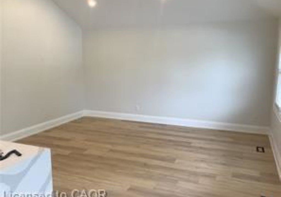 229-west-18th-street-hamilton-ontario-40804659