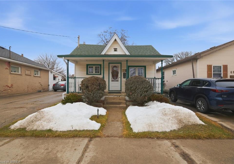 44-curtis-street-brantford-ontario-40804693