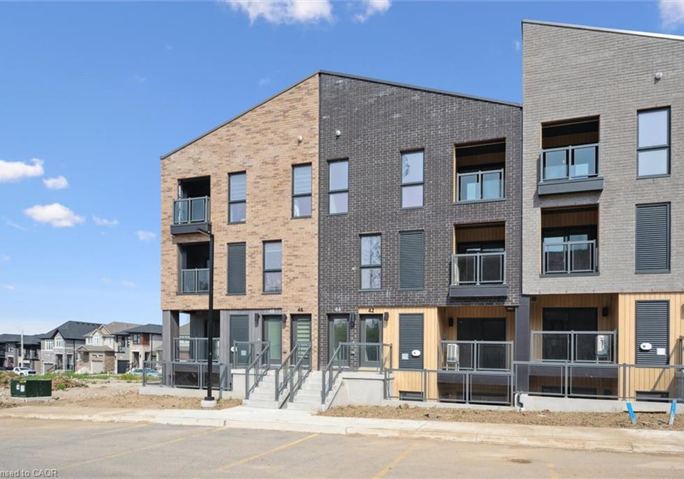 44-urbane-boulevard-kitchener-ontario-40804711