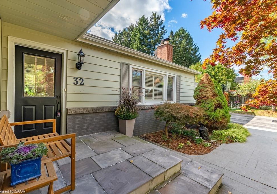 32-parker-avenue-ancaster-ontario-40804734