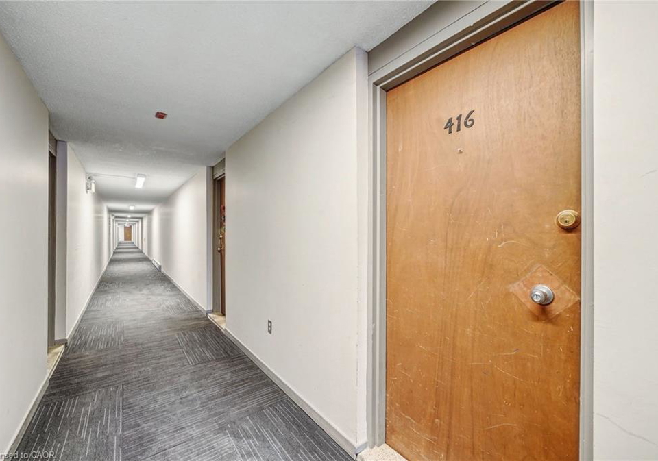 41-sutherland-street-w-caledonia-ontario-40804739