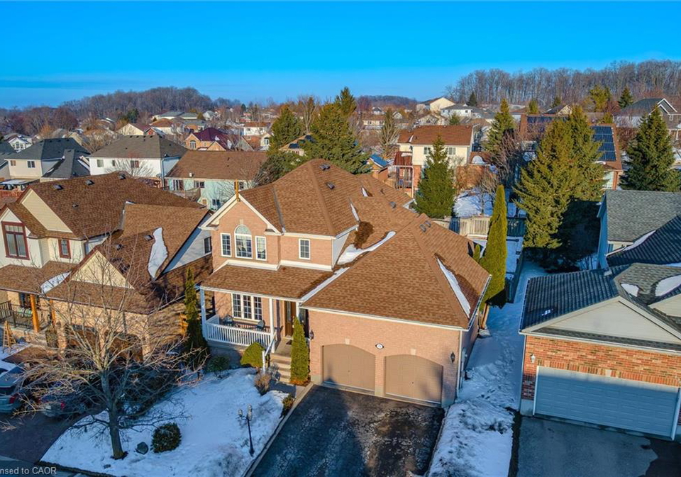 171-endeavour-drive-cambridge-ontario-40804763