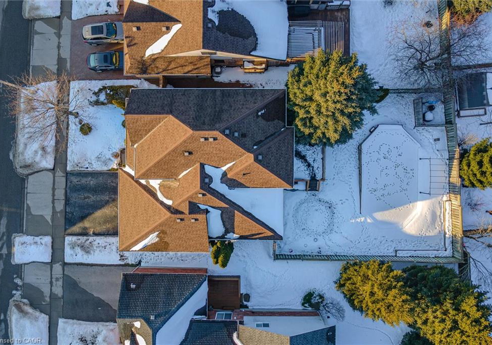 171-endeavour-drive-cambridge-ontario-40804763