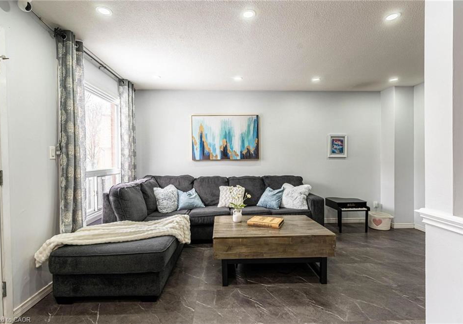 899-stone-church-road-e-hamilton-ontario-40804775