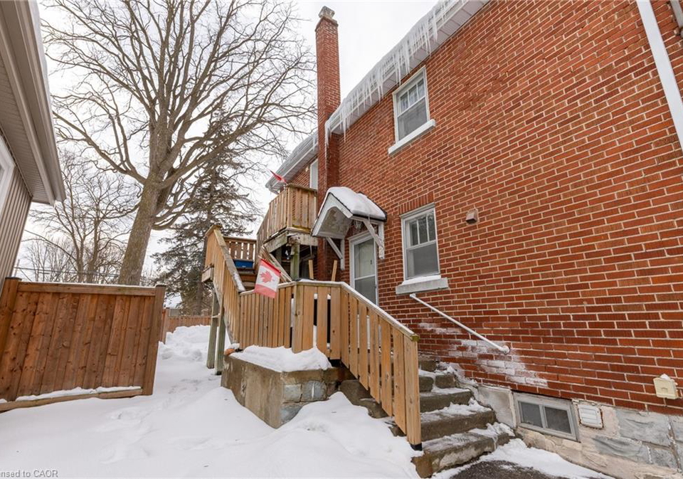 29-mcnaughton-street-cambridge-ontario-40804777