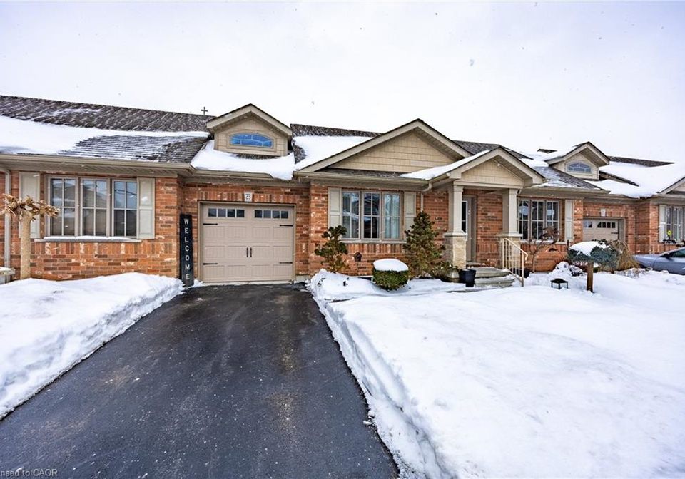 23-trinity-lane-waterford-ontario-40804818