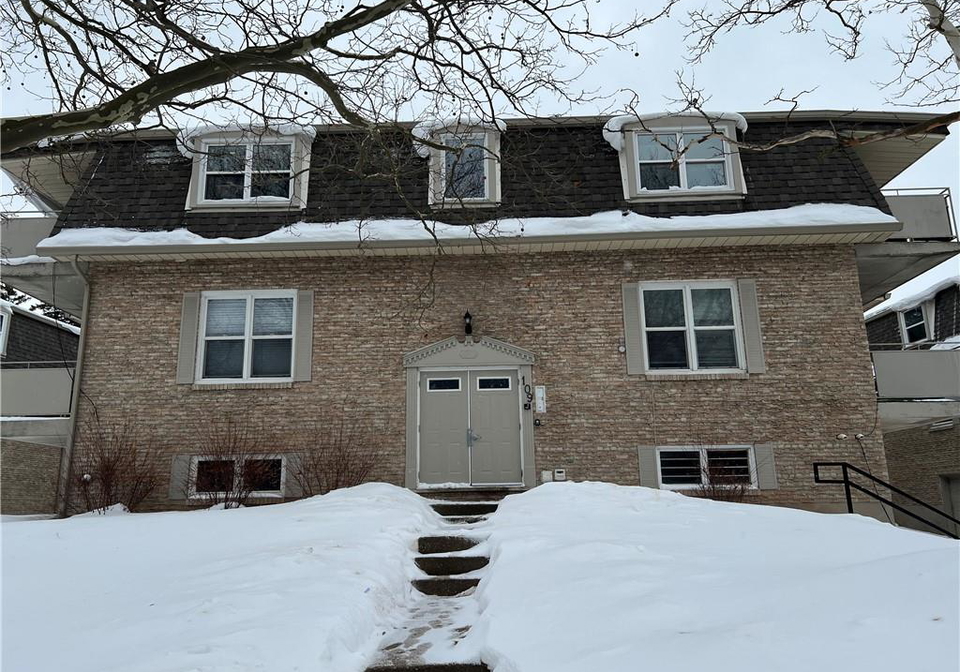 109-westmount-road-waterloo-ontario-40804820