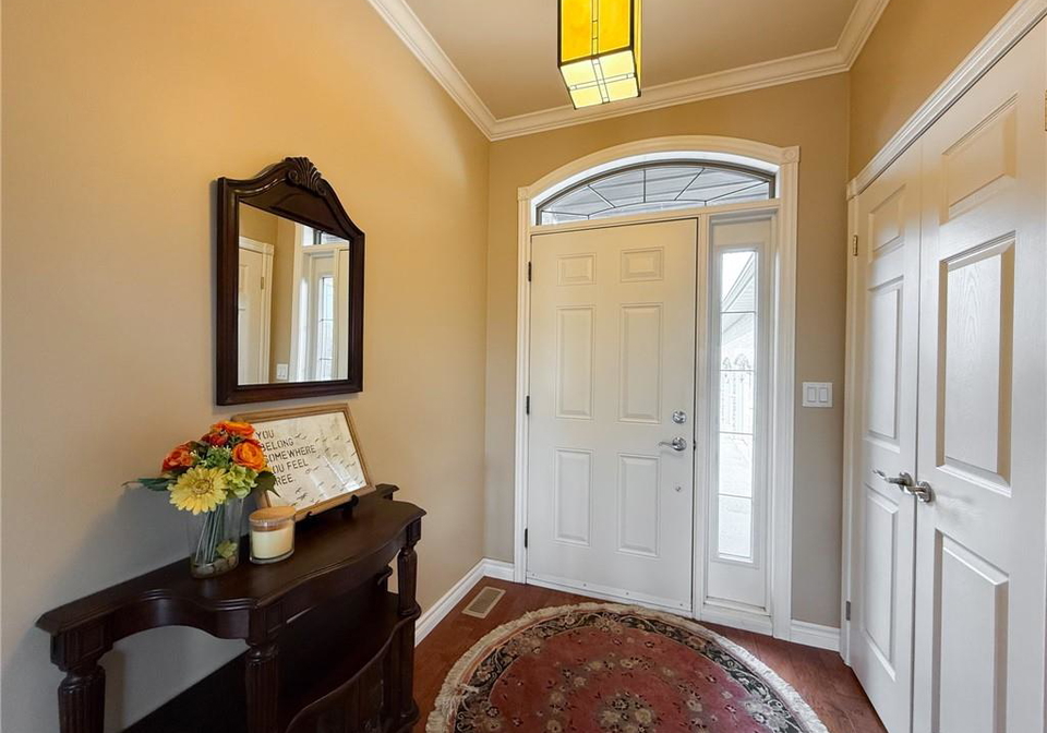 14-east-street-s-port-dover-ontario-40804860