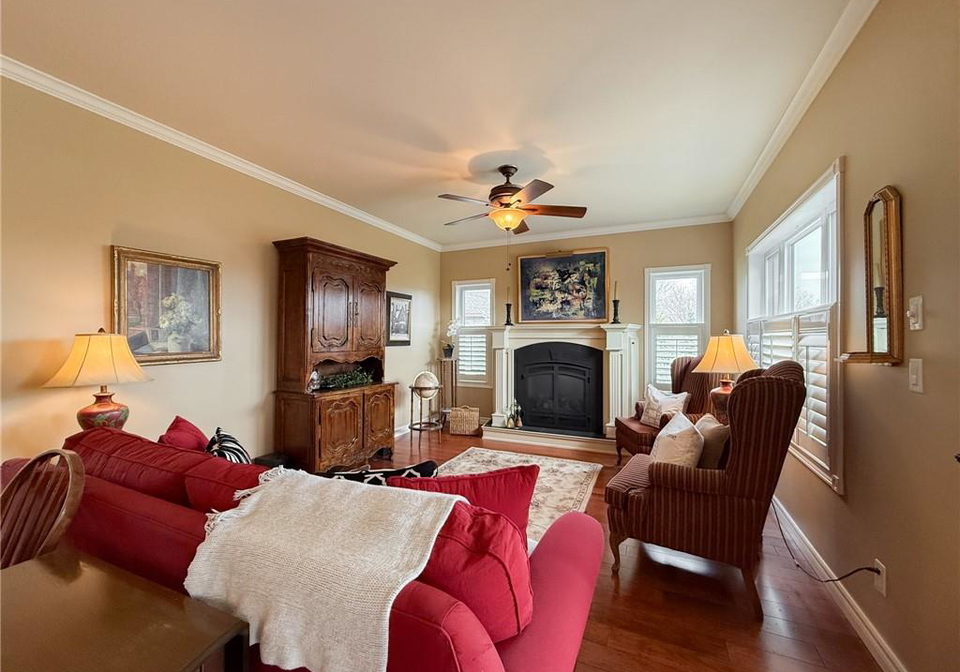 14-east-street-s-port-dover-ontario-40804860