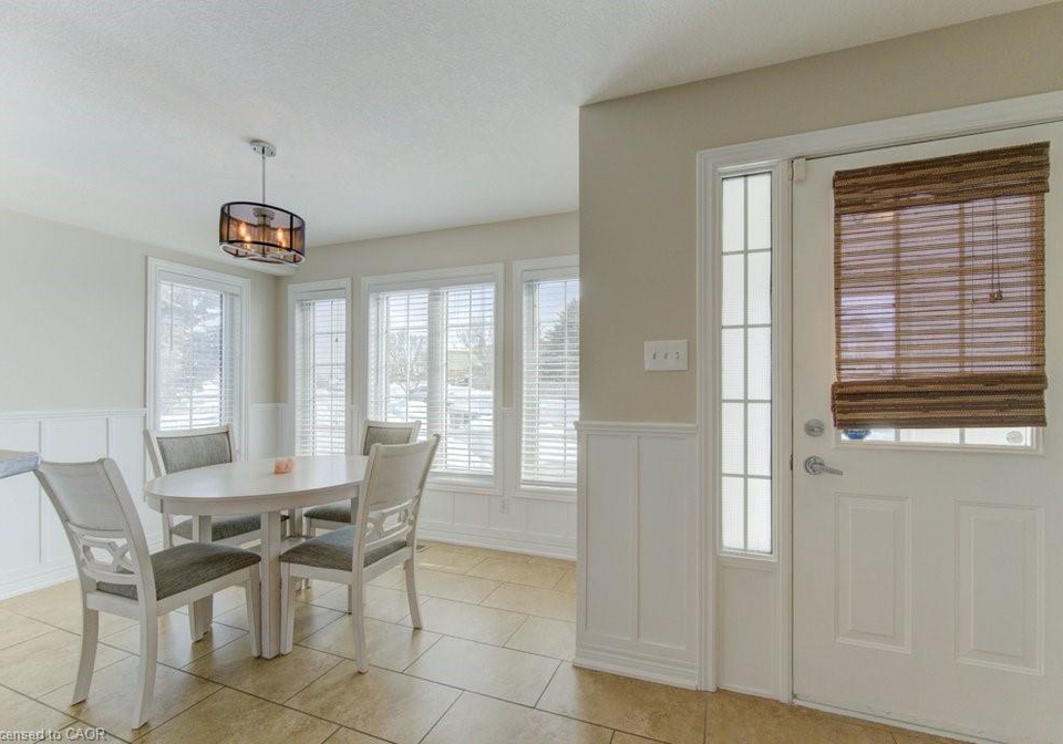 404-wake-robin-crescent-kitchener-ontario-40804886