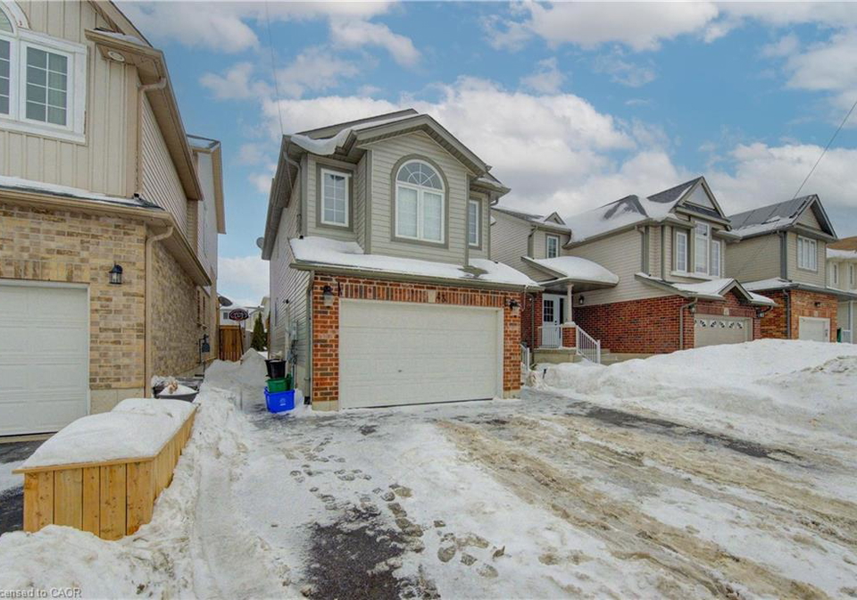 43-seabrook-drive-kitchener-ontario-40804916