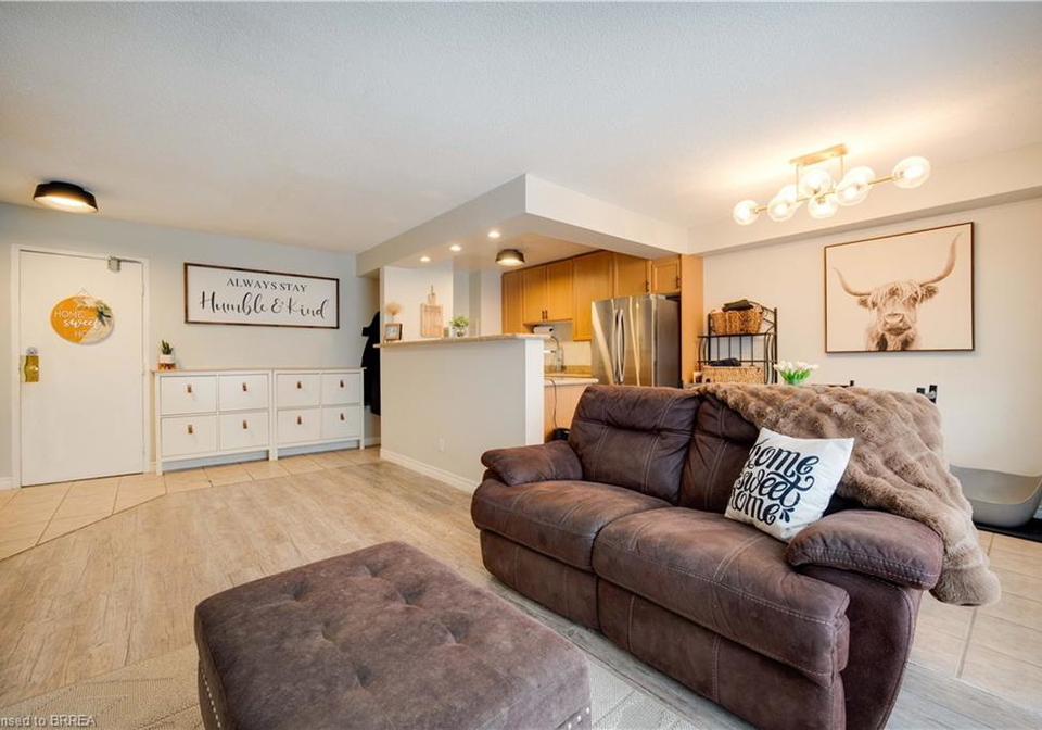 793-colborne-street-e-brantford-ontario-40804941