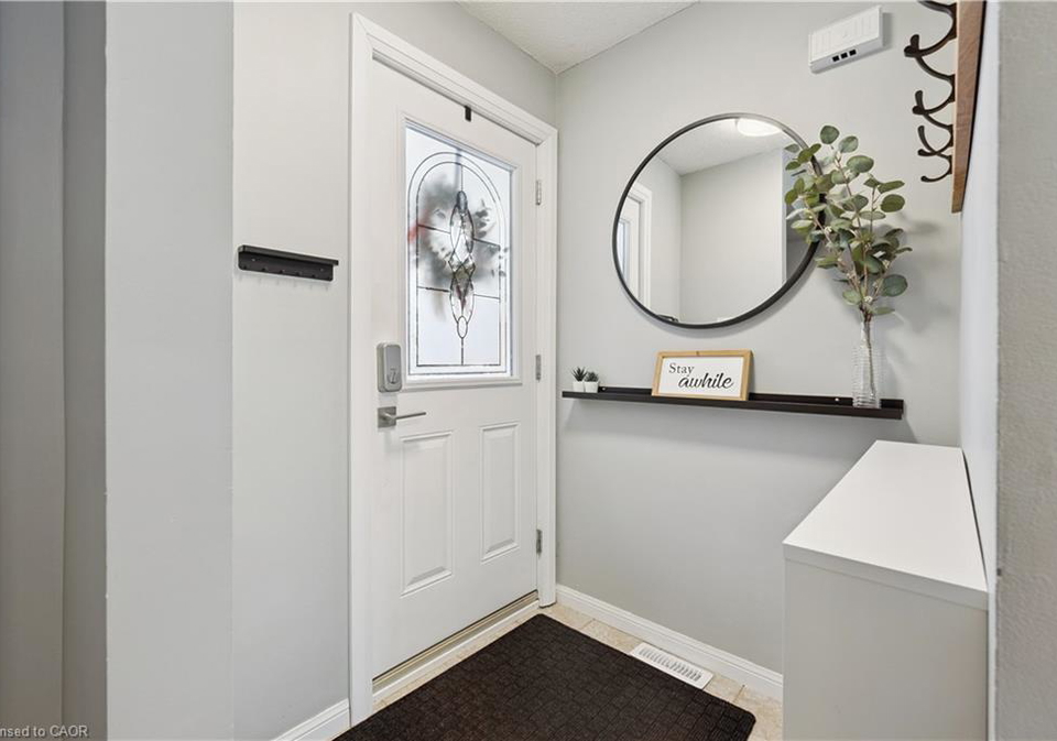 31-middlemiss-crescent-cambridge-ontario-40804945