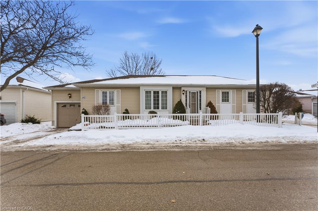 142-silverbirch-boulevard-mount-hope-ontario-40805010