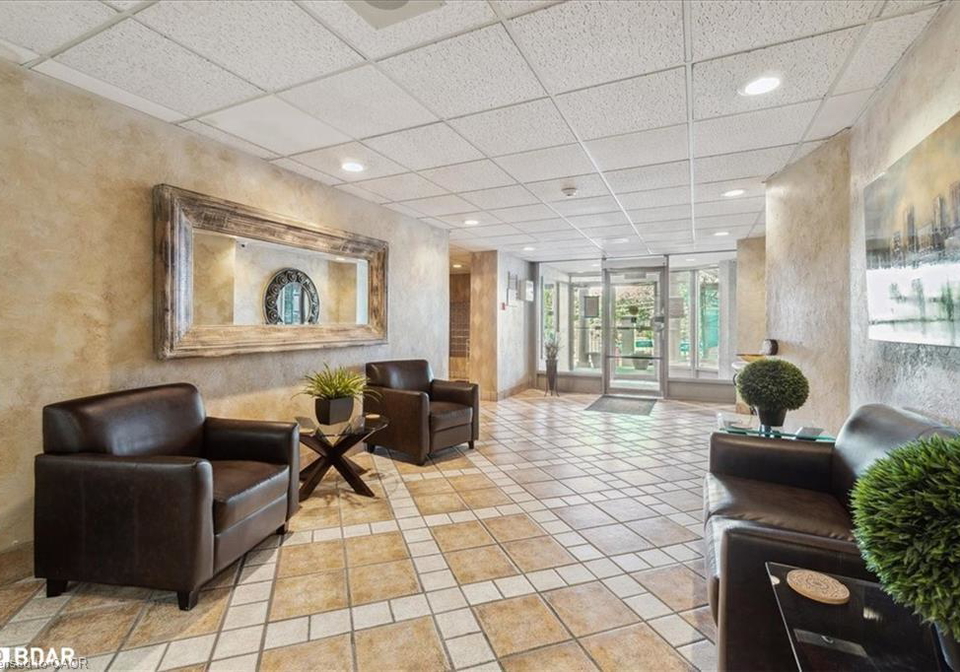 55-green-valley-drive-kitchener-ontario-40805028