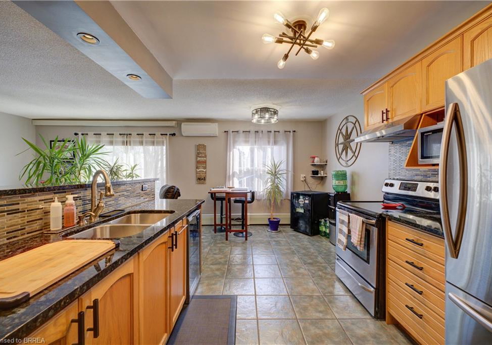 608-grey-street-brantford-ontario-40805089