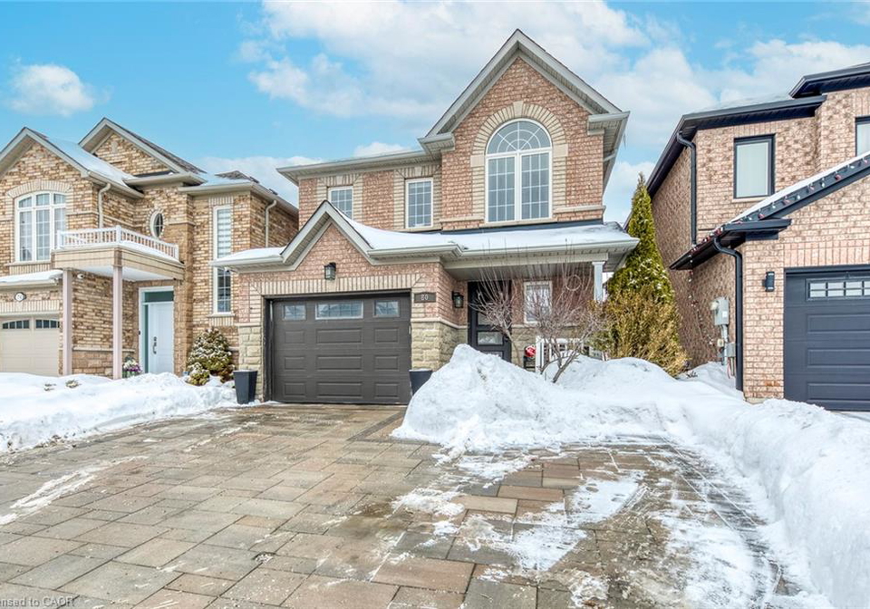 80-beaverbrook-crescent-maple-ontario-40805112