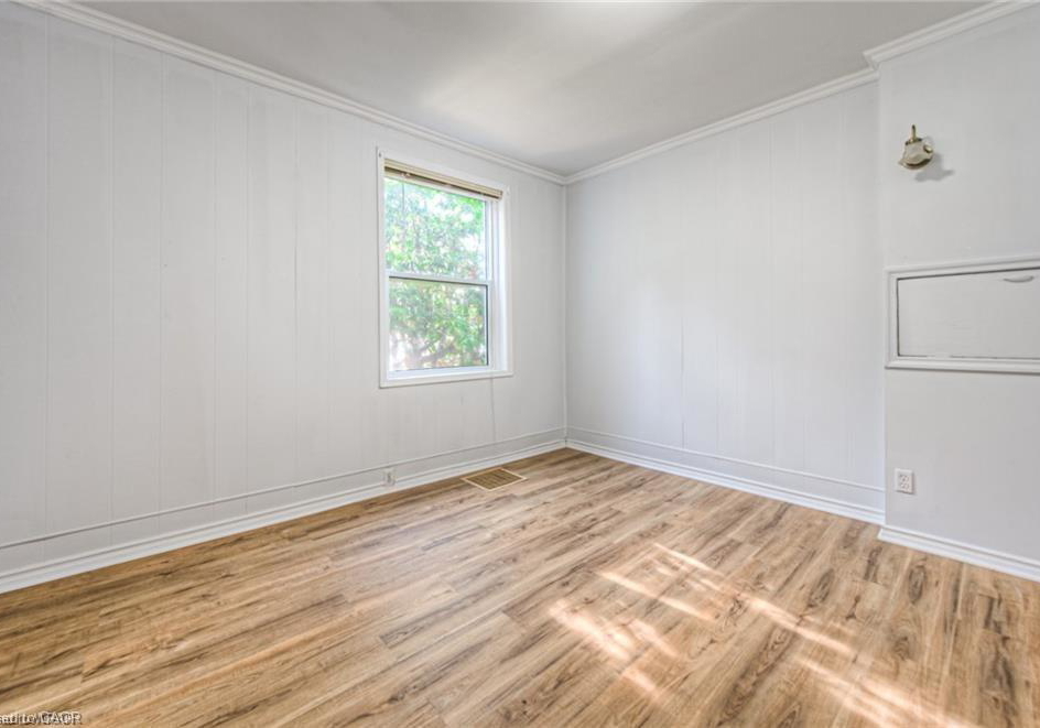 93-water-street-s-cambridge-ontario-40805120