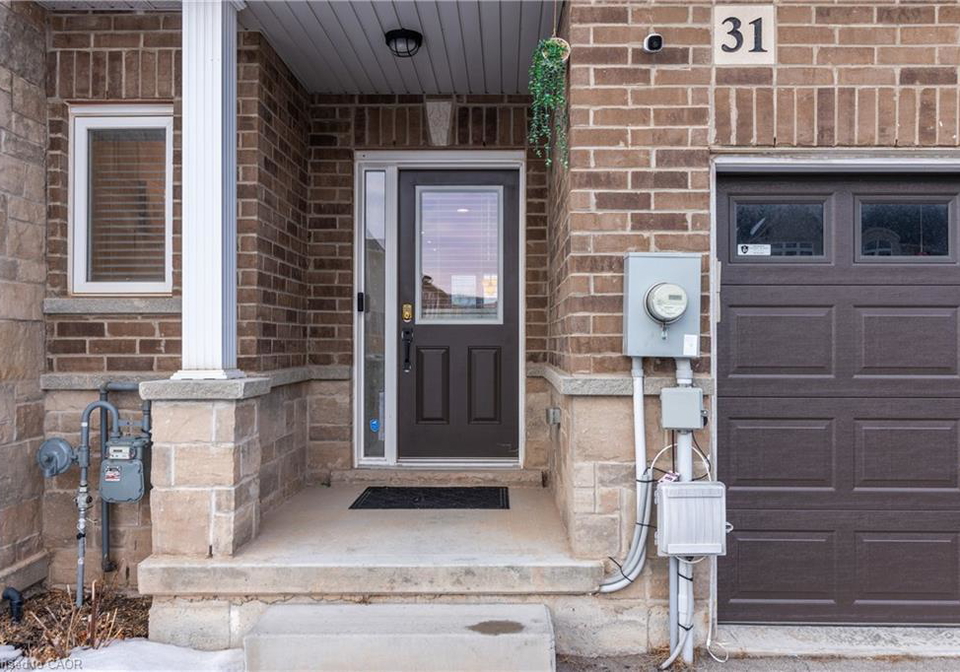 31-pinot-crescent-stoney-creek-ontario-40805140