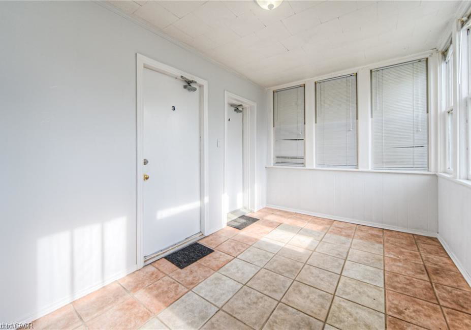 93-water-street-s-cambridge-ontario-40805195