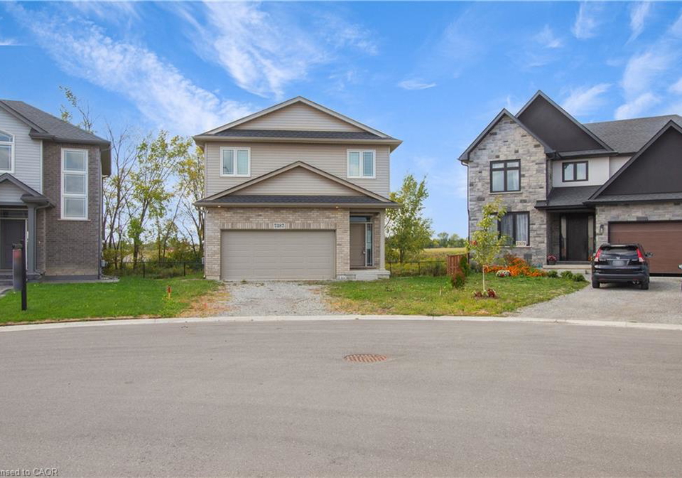 7387-sherrilee-crescent-niagara-falls-ontario-40805260