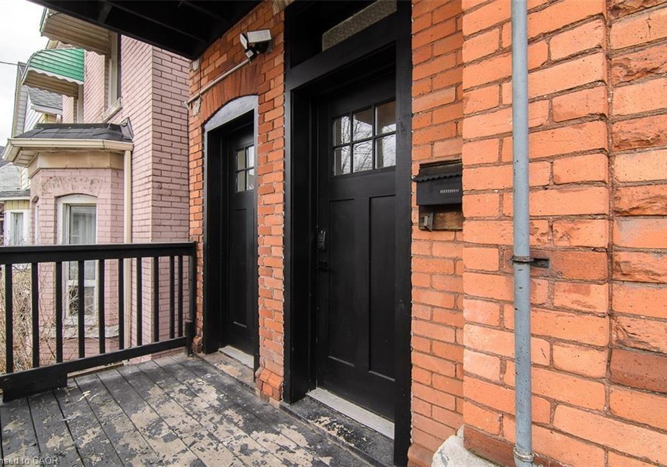 249-emerald-street-n-hamilton-ontario-40805320