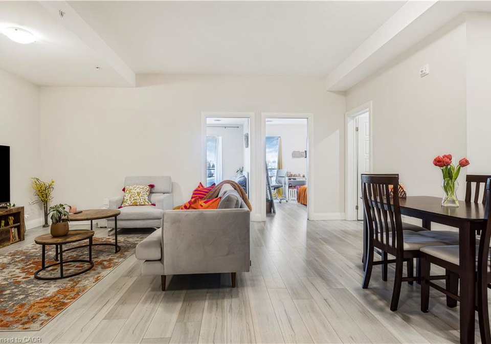 5-wake-robin-drive-kitchener-ontario-40805331