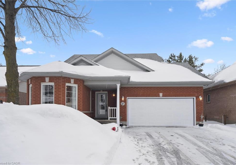67-whitepine-way-guelph-ontario-40805361