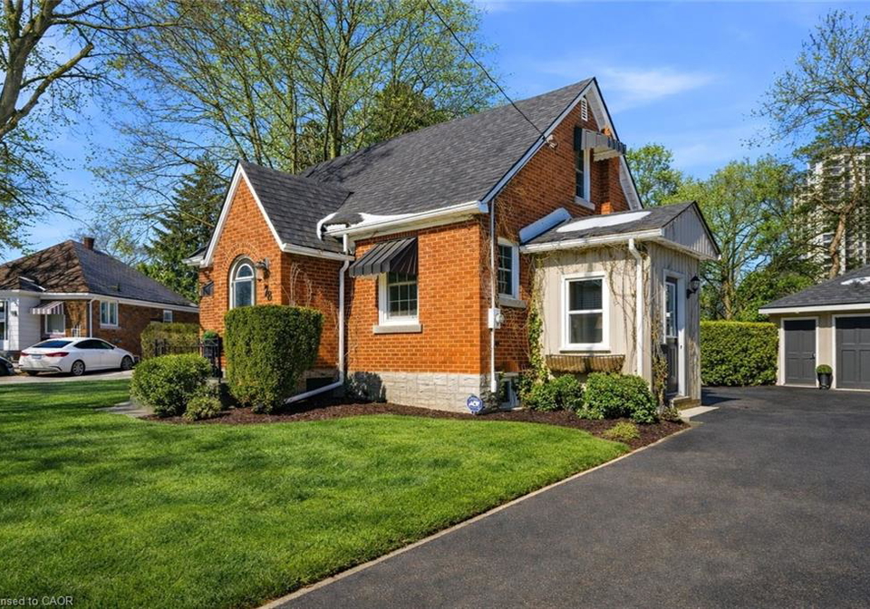 78-stirling-avenue-s-kitchener-ontario-40805367
