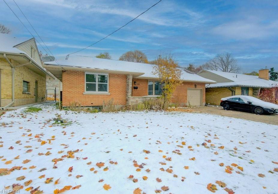 248-dumfries-avenue-kitchener-ontario-40805368