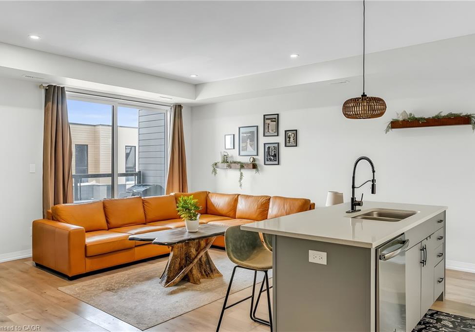 261-woodbine-avenue-kitchener-ontario-40805409
