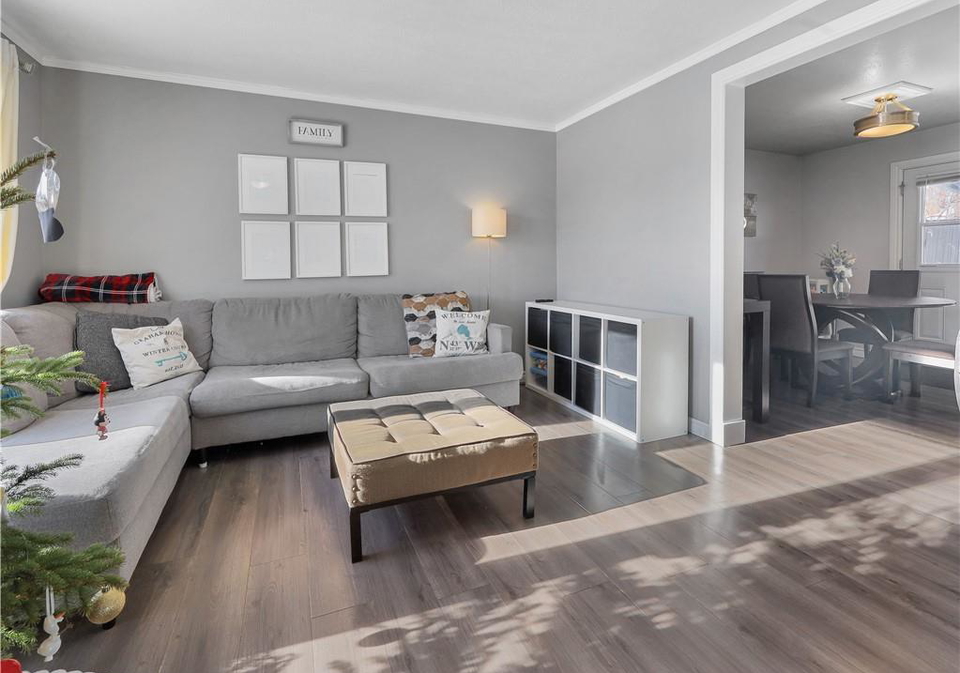 8-winter-court-cambridge-ontario-40805412