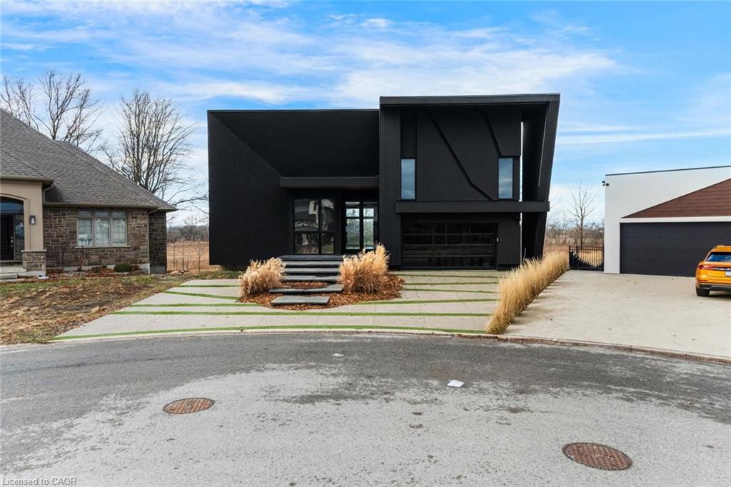 5599-osprey-avenue-niagara-falls-ontario-40805416