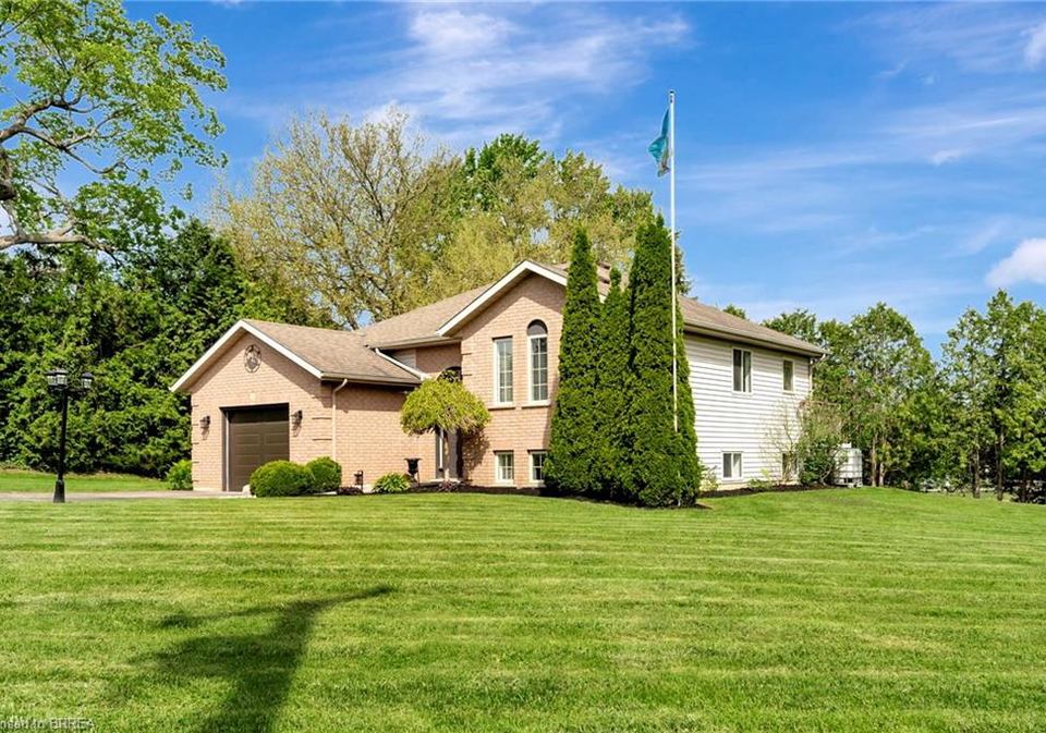 1565-old-brock-street-vittoria-ontario-40805420
