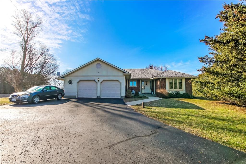1682-concession-10-road-windham-centre-ontario-40805426