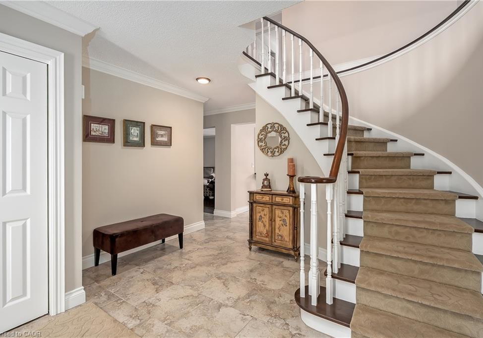 287-royal-albert-court-oakville-ontario-40805435