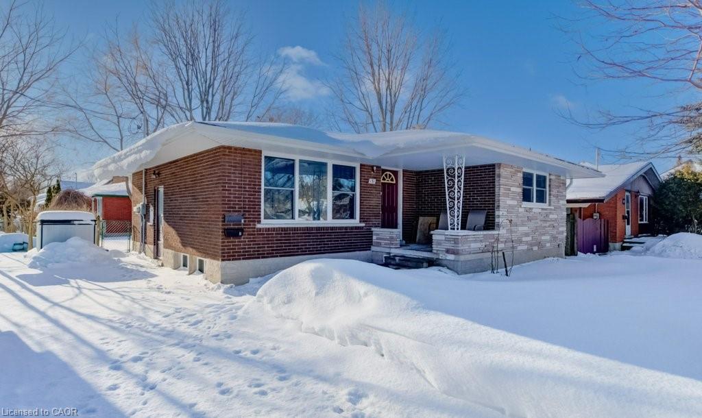 131-kinzie-avenue-kitchener-ontario-40805498