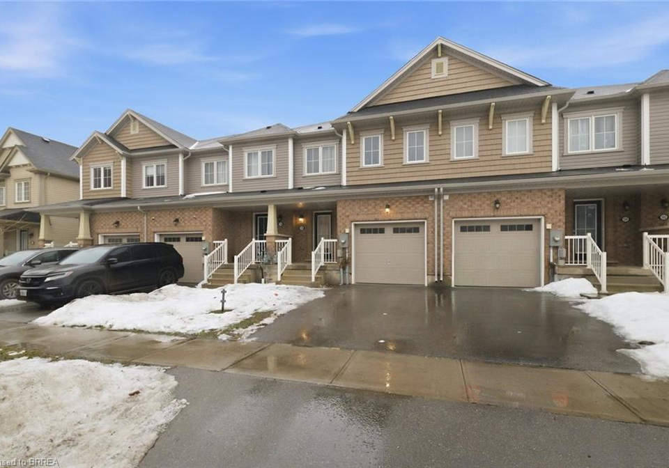 126-munro-circle-brantford-ontario-40805535