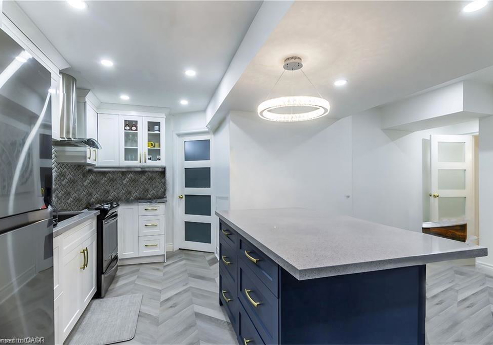 252-thorner-drive-hamilton-ontario-40805569