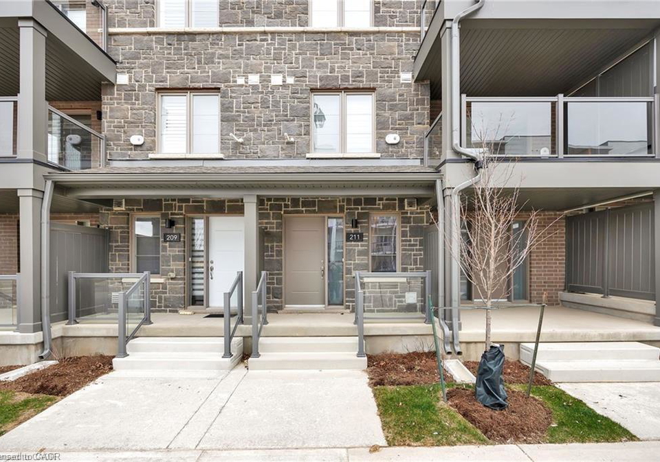 211-west-oak-trail-kitchener-ontario-40805595