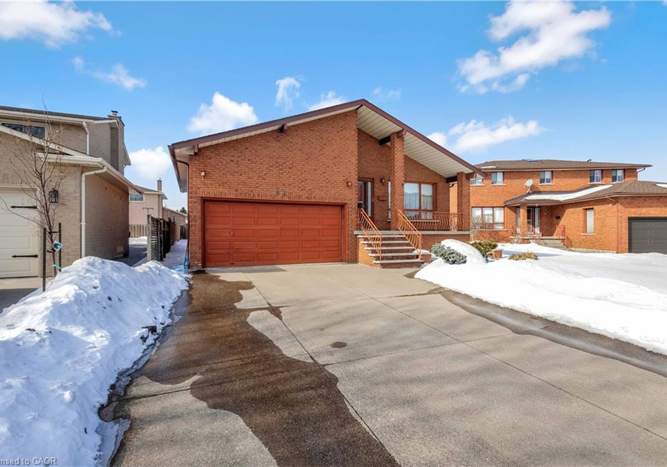 52-hearthside-crescent-stoney-creek-ontario-40805604