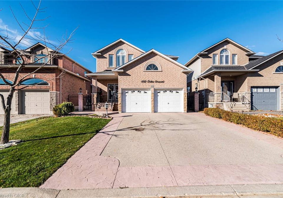102-erika-crescent-hamilton-ontario-40805628