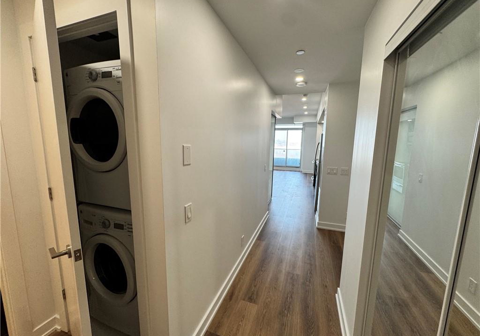 2220-lakeshore-boulevard-w-toronto-ontario-40805637