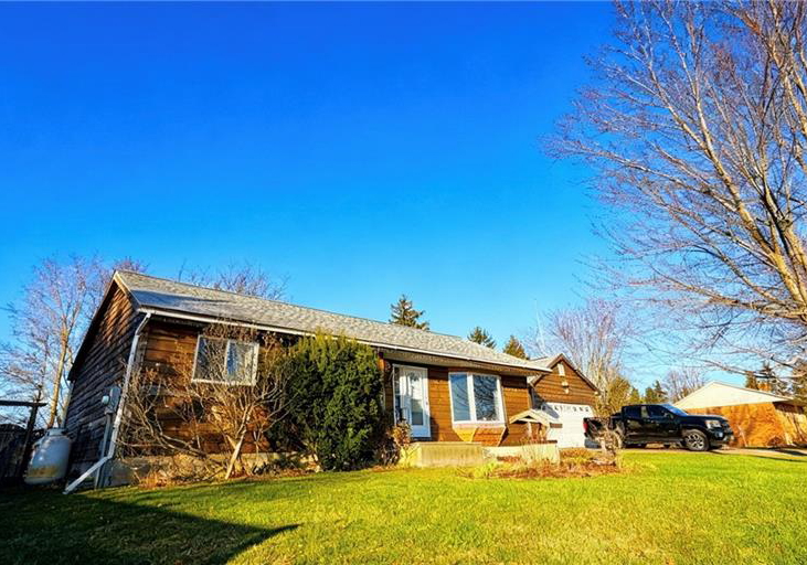 4021-perth-line-56-e-milverton-ontario-40805657
