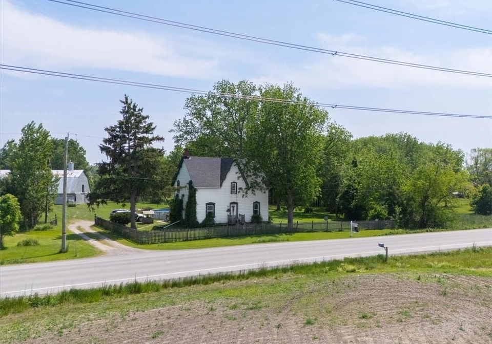 5914-canborough-road-west-lincoln-ontario-40805669