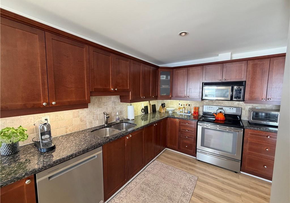 1477-lakeshore-road-burlington-ontario-40805671