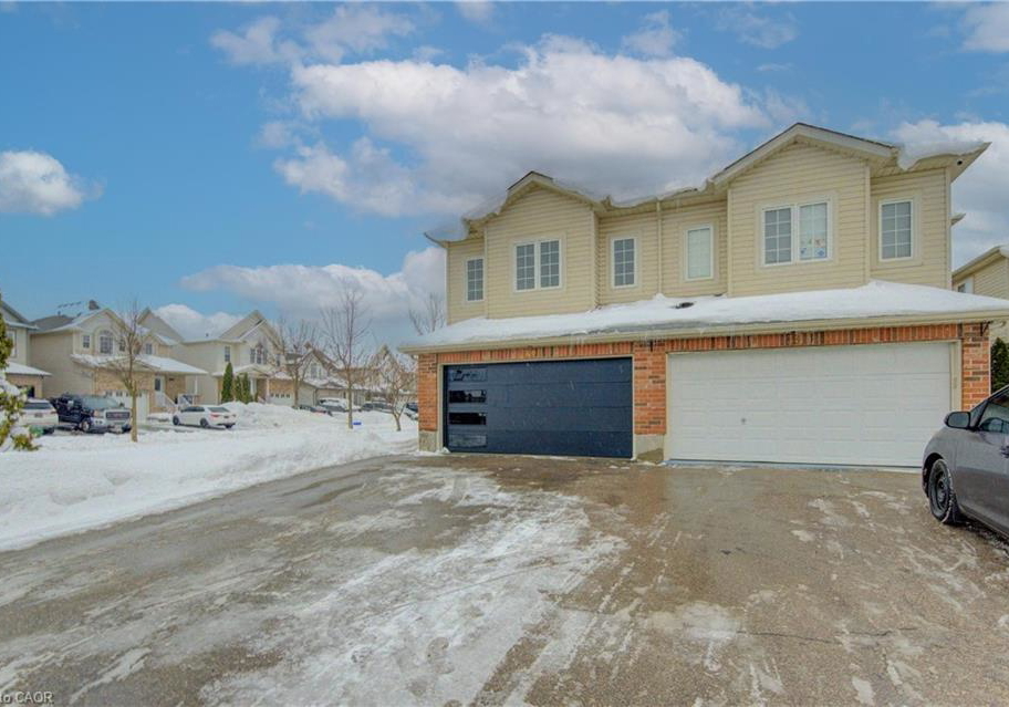 40-red-clover-crescent-kitchener-ontario-40805731