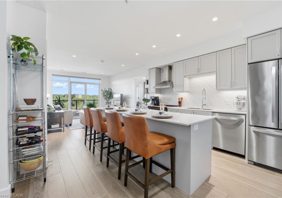 15-glebe-street-cambridge-ontario-40805737