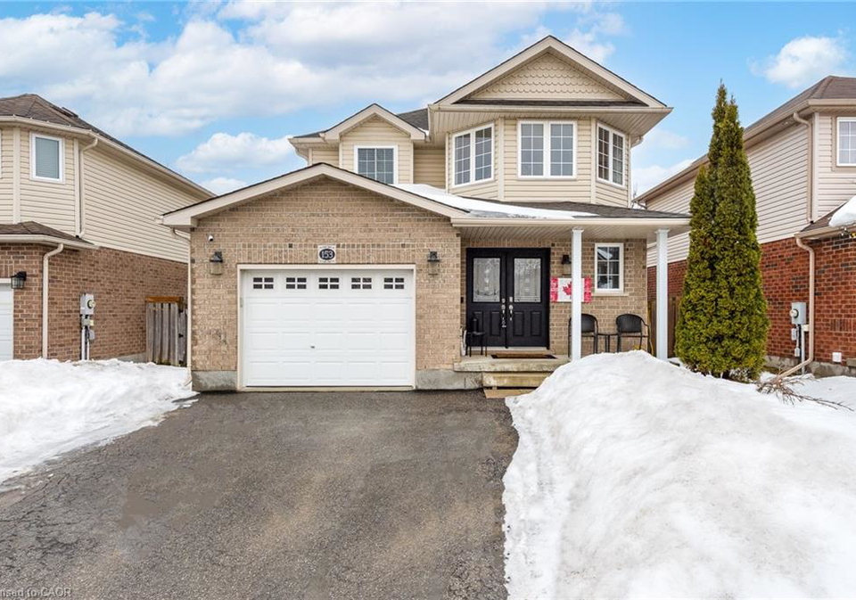 153-porchlight-drive-elmira-ontario-40805740