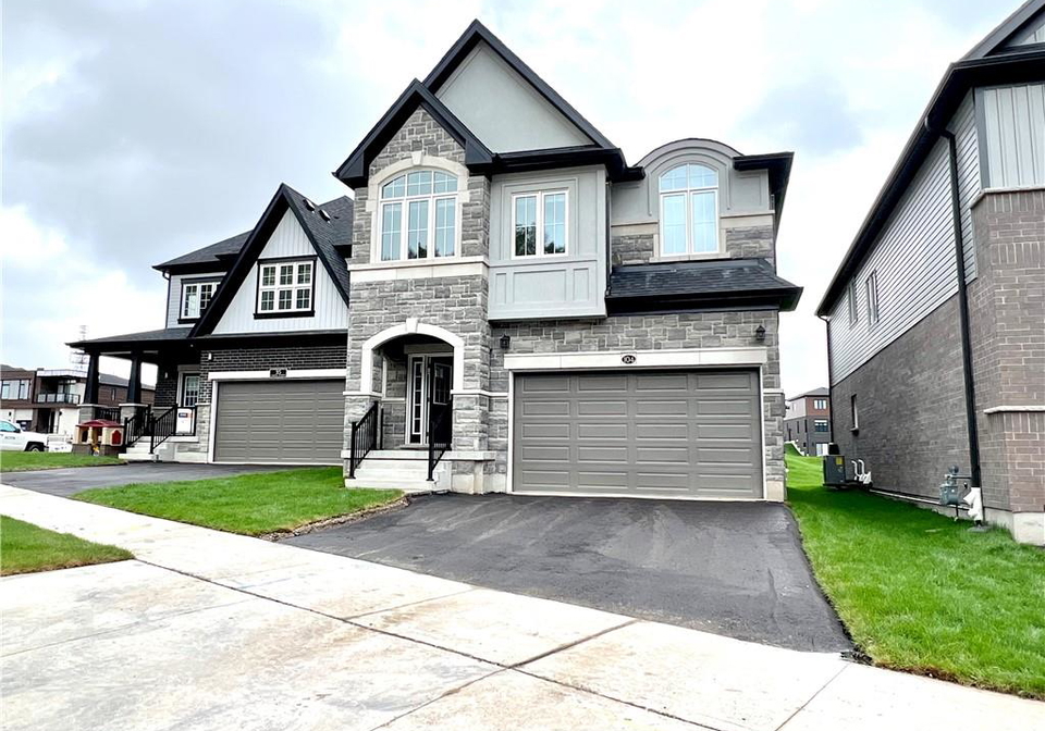 104-nathalie-street-kitchener-ontario-40805742